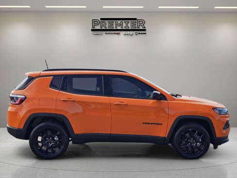 New 2026 Jeep Compass Latitude w/ Mopar All Weather Package image 7