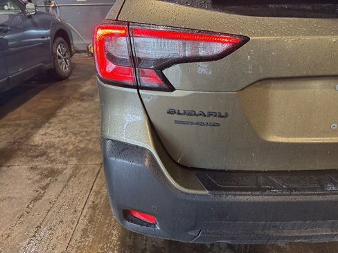 Certified 2025 Subaru Outback Onyx Edition XT image 38