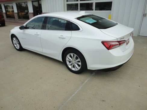 Used 2022 Chevrolet Malibu LT image 11