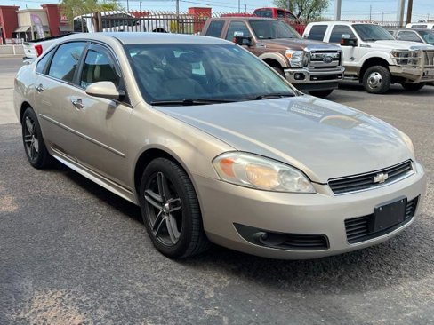Used 2011 Chevrolet Impala LTZ image 3