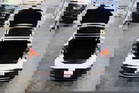 Used 2025 Hyundai Elantra SEL image 10