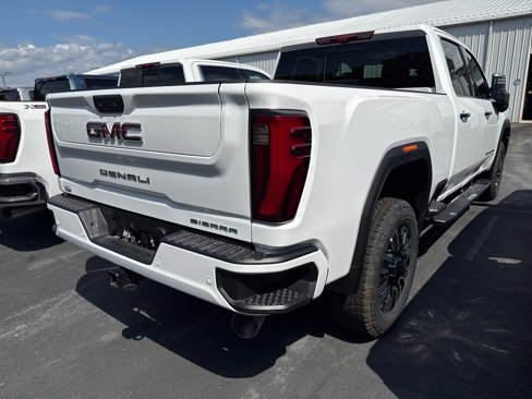 New 2025 GMC Sierra 2500 Denali w/ Denali Reserve Package image 6