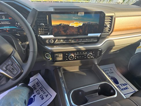 New 2025 Chevrolet Silverado 2500 High Country w/ High Country Premium Package image 9