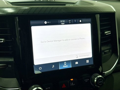New 2026 RAM 1500 4x4 Crew Cab image 27