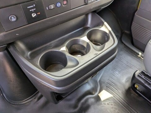 Used 2023 Chevrolet Express 2500 image 22
