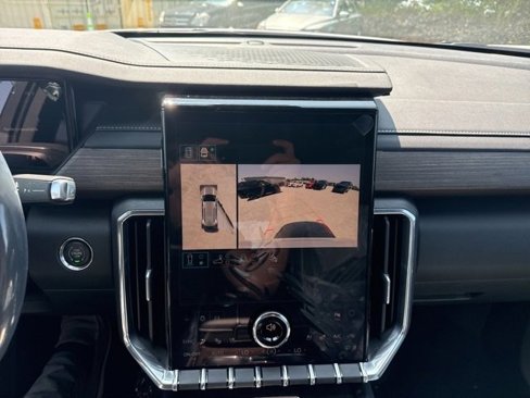 New 2026 GMC Acadia Denali w/ LPO, Floor Liner Package image 23