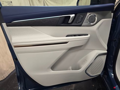New 2026 Buick Enclave Avenir w/ LPO, Floor Liner Package image 11