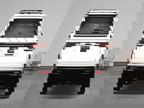 New 2025 Jeep Wagoneer L Series II image 8