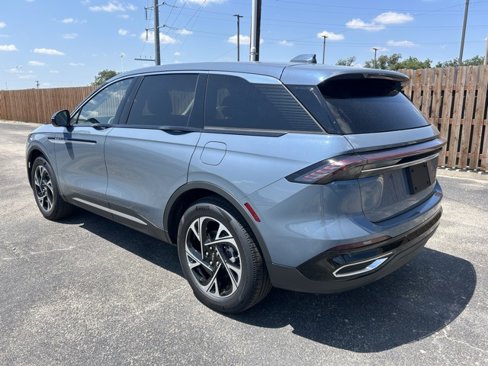 New 2025 Lincoln Nautilus Premier w/ Equipment Group 102A image 4