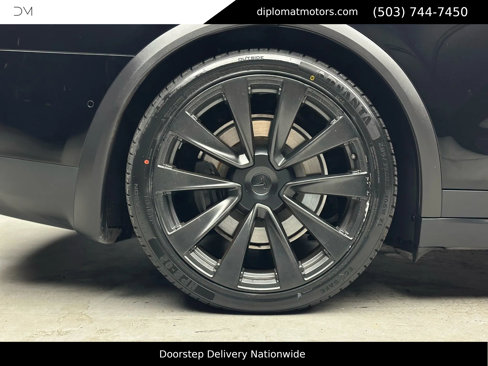 Used 2023 Tesla Model X image 48