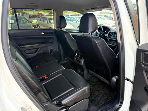Used 2018 Volkswagen Atlas SE w/ R-Line Package image 52