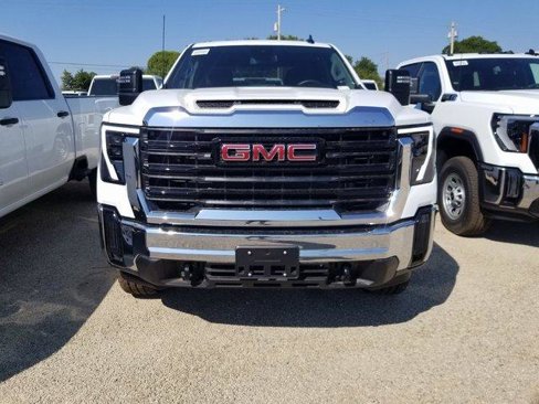 New 2025 GMC Sierra 2500 Pro w/ Convenience Package image 6