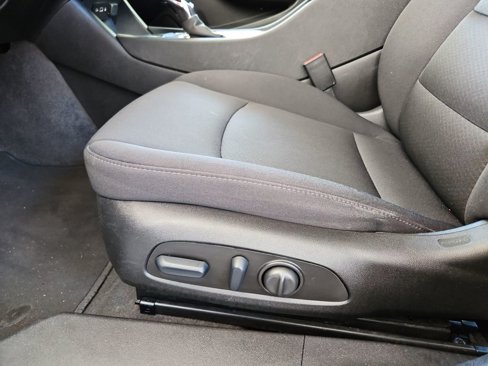 Used 2024 Chevrolet Malibu LT image 25