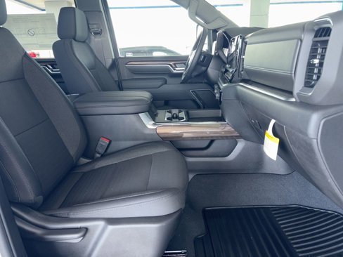 New 2026 Chevrolet Silverado 2500 LT w/ Trail Boss Package image 13