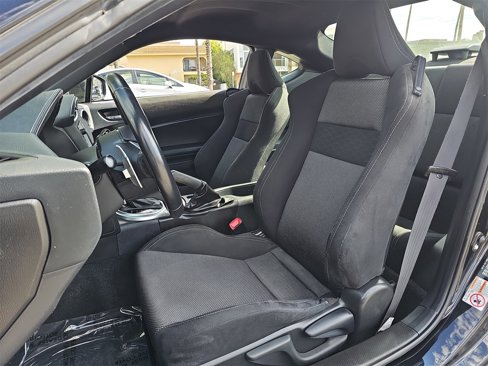 Used 2017 Toyota 86 image 14