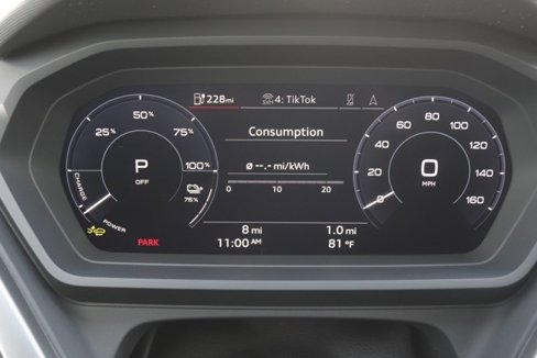 New 2025 Audi Q4 e-tron Premium Plus image 31