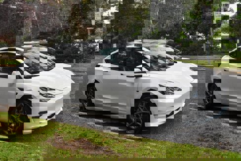Used 2023 Tesla Model 3 Standard Range image 12