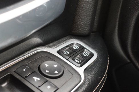 Used 2024 RAM 2500 Laramie image 22