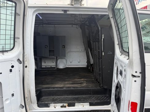 Used 2014 Ford E-350 and Econoline 350 Super Duty image 11