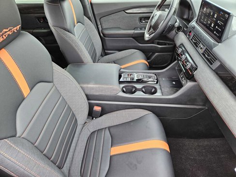 Certified 2026 Honda Passport TrailSport image 14