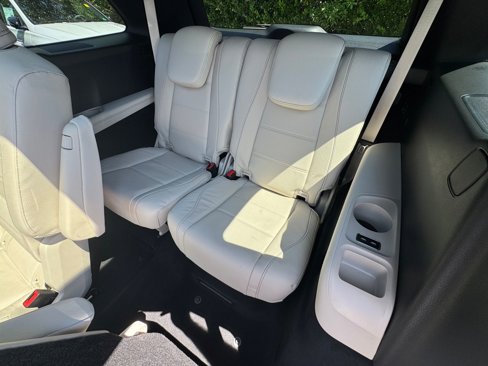 New 2026 Mercedes-Benz GLS 580 4MATIC image 26