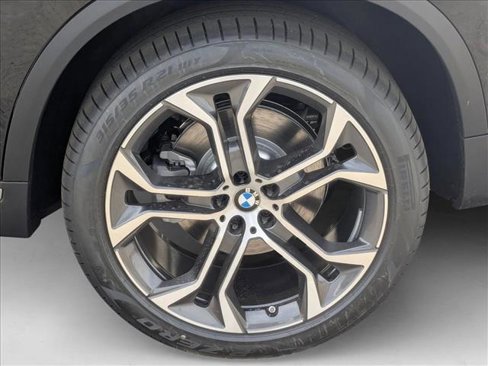 Used 2026 BMW X5 sDrive40i w/ Premium Package image 10