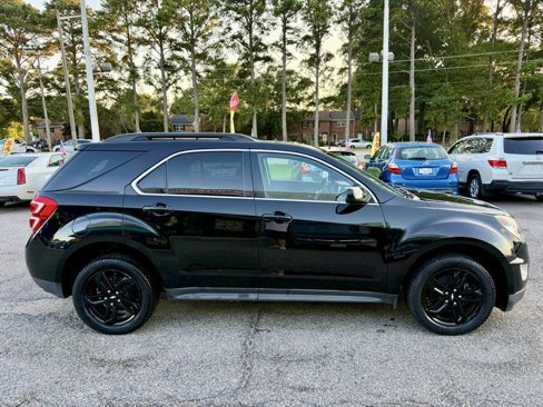 Used 2017 Chevrolet Equinox LT image 6