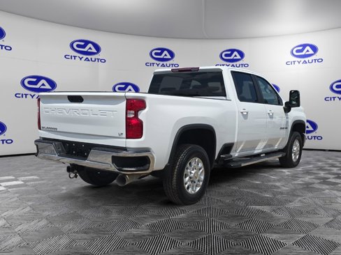 Used 2024 Chevrolet Silverado 2500 LT image 4
