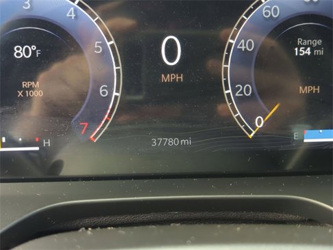Used 2023 Jeep Grand Cherokee Altitude image 12