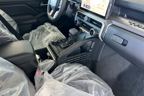 New 2025 Toyota Tacoma TRD Off-Road image 13