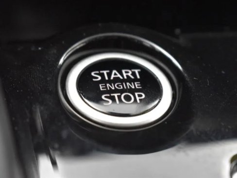 Used 2024 Nissan Versa SR image 25