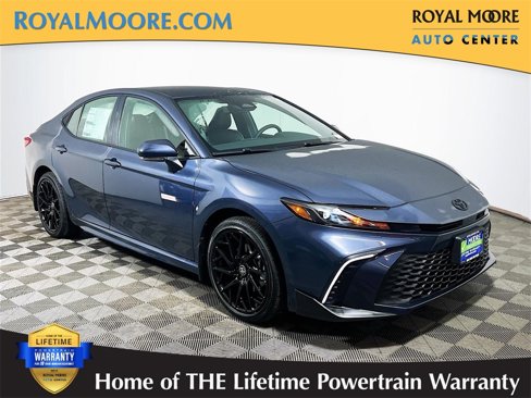 New 2026 Toyota Camry SE image 1