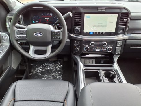 New 2025 Ford F350 Lariat w/ Lariat Ultimate Package image 17