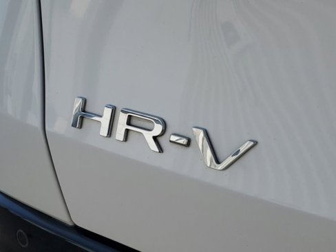Certified 2025 Honda HR-V EX-L image 11