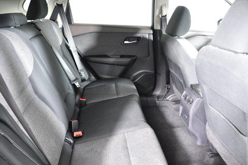 Used 2022 Nissan Rogue SV image 24