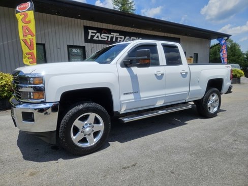 Used 2015 Chevrolet Silverado 2500 LT w/ LT Convenience Package image 1