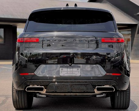 Used 2024 Land Rover Range Rover Sport Dynamic SE image 6