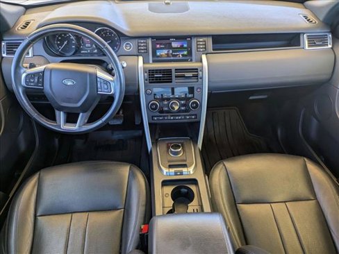 Used 2018 Land Rover Discovery Sport HSE image 17