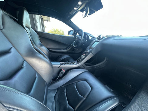 Used 2015 McLaren 650S Spider image 7
