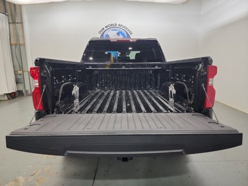 Used 2023 Chevrolet Silverado 1500 LT Trail Boss image 9