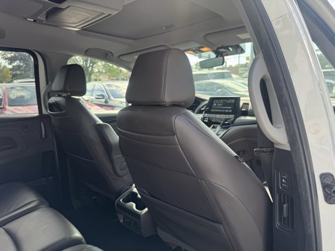 Used 2019 Honda Odyssey Elite image 15
