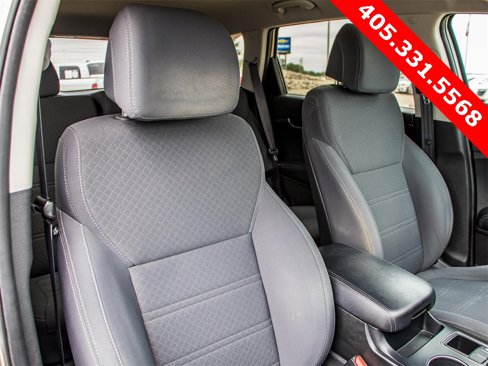 Used 2017 Kia Sorento L image 13