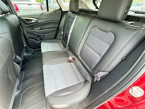 New 2025 Chevrolet Trax LT w/ Driver Confidence Package image 16