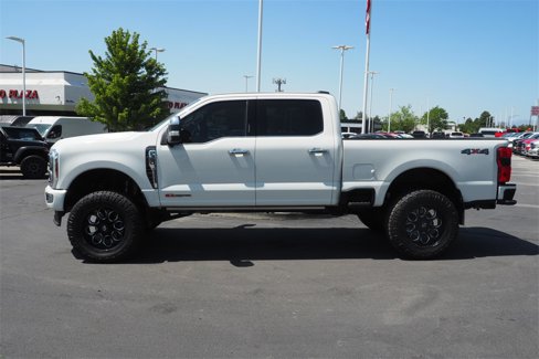Used 2024 Ford F350 Platinum image 2
