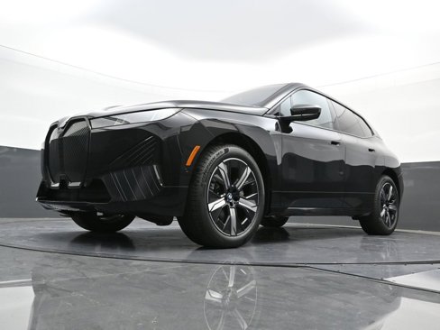 New 2026 BMW iX xDrive45 image 30
