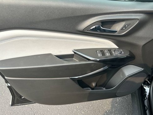 New 2025 Chevrolet Trax LT w/ Driver Confidence Package image 11