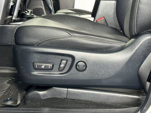 Used 2021 Toyota 4Runner SR5 Premium image 25