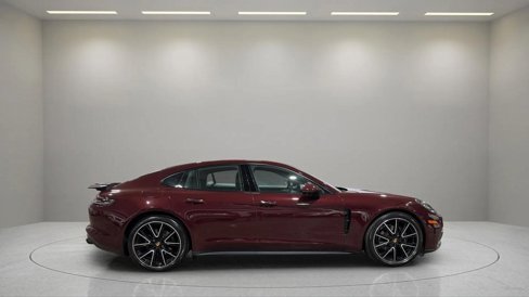 Used 2019 Porsche Panamera 4 image 2