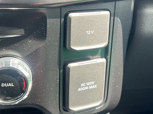 New 2026 Ford F350 Lariat w/ Chrome Package image 32