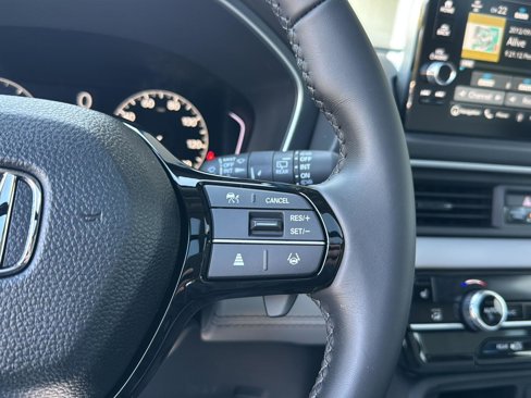 New 2025 Honda Pilot Touring image 19
